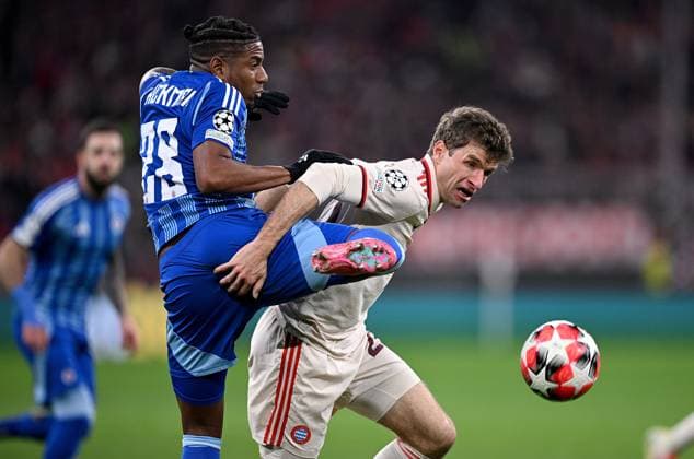 FOOTBALL CHAMPIONS LEAGUE SEASON 2024 2025 Preliminary Round 8 Matchday FC Bayern Muenchen Slovan Bratislava 29 01 2025 Cesar Blackman left, Slovan Bratislava v Thomas Mueller right, FC Bayern Muenchen