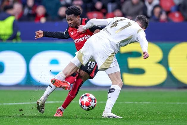 29 01 2025, Football, Bayer 04 Leverkusen AC Sparta Prague, UEFA Champions League, Matchday 8, BayArena, Season 2024 2025 Nathan Tella Bayer04 Leverkusen 19 in duel against Martin Vitik Sparta Prague 41 North Rhine-Westphalia Germany