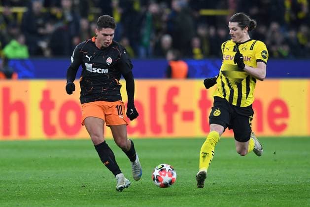 Soccer Champions League Matchday 8 Borussia Dortmund Shakhtar Donetsk on 29 01 2025 at Signal Iduna Park in Dortmund Georgiy Sudakov Donetsk , left Marcel Sabitzer Dortmund , right xRx