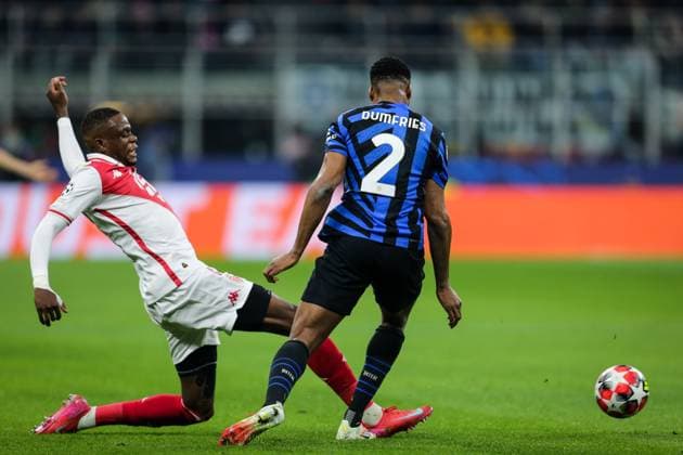 Milan, Italy, January 29st 2025: Denzel Dumfries (Inter) during the match between Inter and Monaco for UEFA Champions League at San Siro Stadium, Italy. (RogÃ rio Moroti SPP) Copyright: xRogÃ rioxMorotix xSPPx spp-en-RoMoSp-AP5W6952