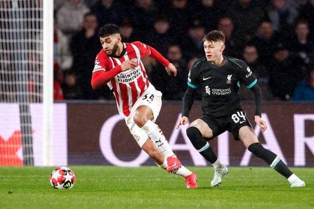 2025-01-29 PSV Eindhoven v Liverpool FC - UEFA Champions League 2024 25 League Phase MD8 EINDHOVEN, NETHERLANDS - JANUARY 29: Ismael Saibari of PSV battles for possession with Conor Bradley of Liverpool FC during the UEFA Champions League 2024 25 League Phase MD8 match between PSV Eindhoven and Liverpool FC at PSV Stadion on January 29, 2025 in Eindhoven, Netherlands. Eindhoven PSV Stadion Netherlands Content not available for redistribution in The Netherlands directly or indirectly through any third parties. Copyright: xBroerxvanxdenxBoomx