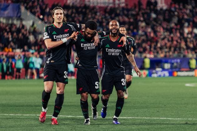 January 29, 2025, Madrid, Madrid, Spain: NWANERI, 53 of Arsenal celebrates with teammates CALAFIORI, 33 and STERLING, 30 after scoring during the match against Girona at Montivili Stadium. Madrid Spain - ZUMAg271 20250129_znp_g271_003 Copyright: xNataliaxGarciax