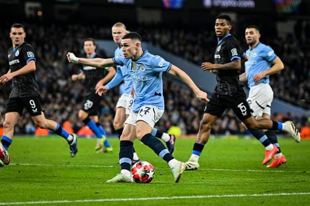 29th January 2025; Etihad Stadium, Manchester, England; UEFA Champions League Football, Manchester City versus Club Brugge; Phil Foden of Manchester City shoots at goal  ActionPlus12745095 GodfreyxPitt