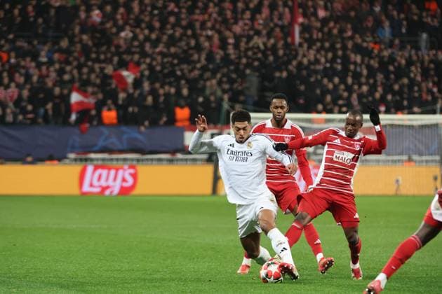 Stade brestois contre Real Madrid PHOTOPQR LE TELEGRAMME Lionel Le Saux ; GUINGAMP ; 29 01 2025 ; GUINGAMP (22) : Stade brestois contre Real Madrid - stade du roudourou GUINGAMP France  Copyright: xPHOTOPQR LExTELEGRAMME MAXPPPxLionelxLexSauxx 20250129TGB0106 20250129TGB0106