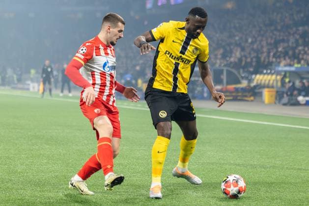 Bern, Switzerland, January 29st 2025: A duel between Silvere Ganvoula (35 YB) and Ognjen MimoviÄ? (70 Crvena zvezda) during the UEFA Champions League football match between BSC Young Boys and FK Crvena zvezda at Stadion Wankdorf in Bern, Switzerland. Philipp Kresnik (Philipp Kresnik SPP) Copyright: xPhilippxKresnikx xSPPx spp-en-PhKrSp-_KRE5301-Verbessert-RR