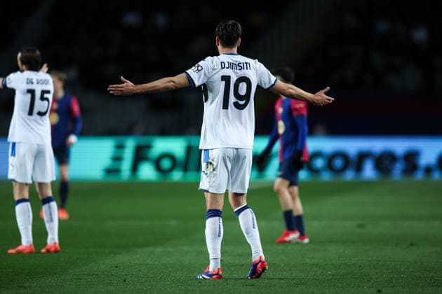 Berat Djimsiti Atalanta BC during the UEFA Champions League 2024 25 League Phase MD8 match between FC Barcelona and Atalanta BC at Estadi Olimpic Lluis Companys on January 29, 2025 in Barcelona, Spain Photo by Xavi Bonilla DeFodi Images Defodi 674 20250129 XB3 1571 Defodi-674