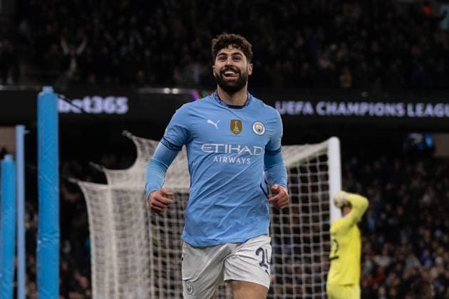 JOSKO GVARDIOL OF MAN CITY celebrates putting his team 2-1 up during the UEFA Champions League match between Manchester City and Club Brugge at the Etihad Stadium, Manchester, England on 29 January 2025.  Copyright: xThomasxGaddx PMI-6684-0024