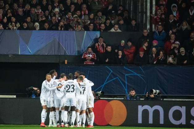 FOOTBALL: BREST vs REAL MADRID Baptiste AUTISSIER MAXPPP - Guingamp 29 01 2025 Baptiste AUTISSIER Maxppp Guingamp ; 29 01 2025 ; Joie des joueurs du Real Madrid apres le but de Rodrygo lors du match Brest vs Real Madrid comptant pour la 8e journee de la Ligue des Champions a Guingamp le 29 janvier 2025. Guingamp Guingamp Bretagne France  Copyright: xMAXPPPxBaptistexAUTISSIERx BAU202501290123 BAU202501290123