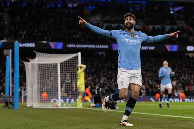 JOSKO GVARDIOL OF MAN CITY celebrates putting his team 2-1 up during the UEFA Champions League match between Manchester City and Club Brugge at the Etihad Stadium, Manchester, England on 29 January 2025.  Copyright: xThomasxGaddx PMI-6684-0034