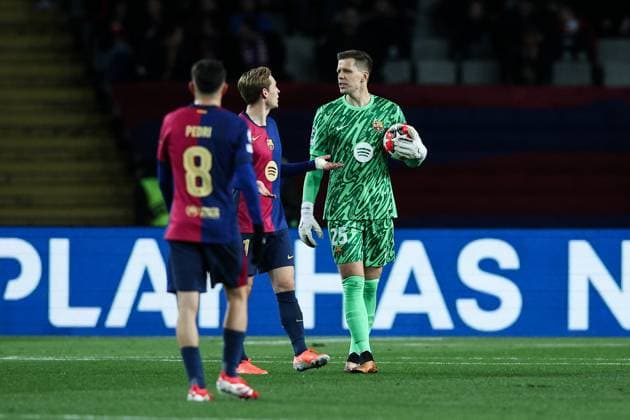 Wojciech SzczÄ™sny FC Barcelona Frenkie De Jong FC Barcelona Pedri FC Barcelona during the UEFA Champions League 2024 25 League Phase MD8 match between FC Barcelona and Atalanta BC at Estadi Olimpic Lluis Companys on January 29, 2025 in Barcelona, Spain Photo by Xavi Bonilla DeFodi Images Defodi 674 20250129 XB3 1758 Defodi-674