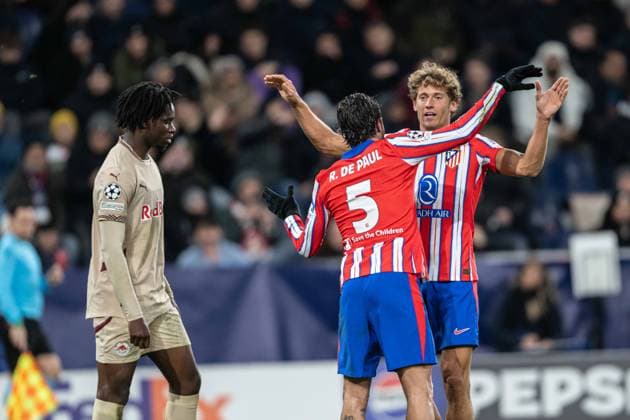 Marcos Llorente a goal celebrate with his teammates during UEFA Champions league match, Red Bull Salzburg - Atletico Madrid , 29. january 2025, Red Bull Arena, Salzburg, Austria Copyright: xMICHALxFAJT,ZOSPORTU.SKx FAJ_1343