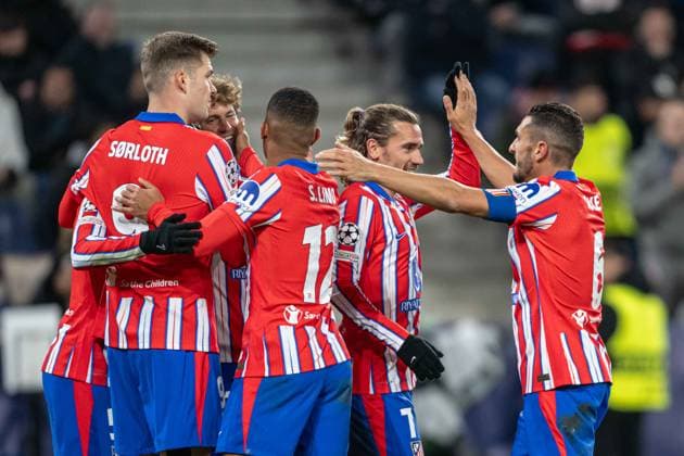 Marcos Llorente a goal celebrate with his teammates during UEFA Champions league match, Red Bull Salzburg - Atletico Madrid , 29. january 2025, Red Bull Arena, Salzburg, Austria Copyright: xMICHALxFAJT,ZOSPORTU.SKx FAJ_1400