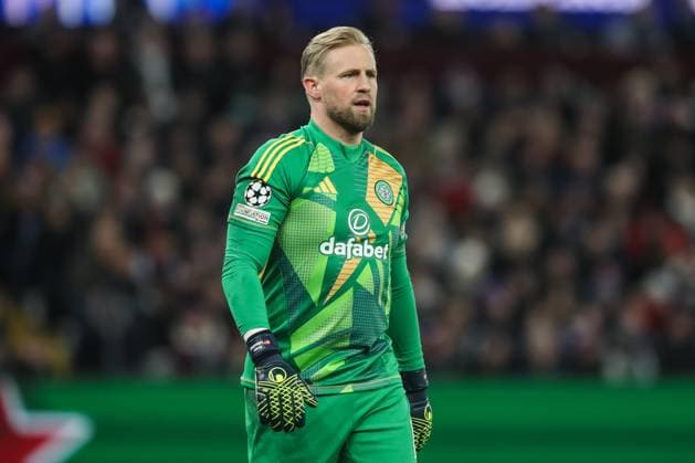 UEFA Champions League Matchday 8 of 8 Aston Villa v Celtic Kasper Schmeichel of Celtic in action during the UEFA Champions League Matchday 8 of 8 Aston Villa vs Celtic at Villa Park, Birmingham, United Kingdom, 29th January 2025 (Photo by Gareth Evans News Images) Copyright: xGarethxEvans NewsxImagesx