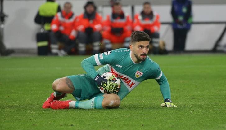 29.01.2025 Stuttgart , Champions League Fußball VfB Stuttgart vs. Paris St. Germain, Fabian Bredlow ( VfB )