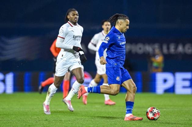 GNK Dinamo v AC Milan - UEFA Champions League 2024 25 League Phase MD8 Samy Mmaee of Dinamo Zagreb runs with the ball during the UEFA Champions League 2024 25 League Phase MD8 match between GNK Dinamo and AC Milan at Maksimir Stadium on January 29, 2025. in Zagreb, Croatia.  MarkoxLukunic PIXSELL