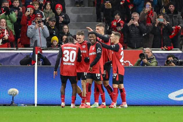 Leverkusen, Germany, 29 01 25 Florian Richard Wirtz Bayer 04 Leverkusen goal celebration, cheers with his team after scoring the 1 0 goal during the Champions League group stage match between Bayer 04 Leverkusen vs Sparta Prag at BayArena Leverkusen BayArena North Rhine Westphalia Germany Copyright: xBrauer-Fotoagenturx xAdrianxSchlx