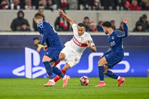 Lucas Hernandez Paris Saint Germain , Jamie Leweling VfB Stuttgart and Warren Zaire Emery Paris Saint Germain battle for the ball during the UEFA Champions League 2024 25 League Phase MD8 match between VfB Stuttgart and Paris Saint Germain at MHPArena on January 29, 2025 in Stuttgart, Germany Photo by Harry Langer DeFodi Images Defodi 541 VFBPSG20250129 60 Defodi-541