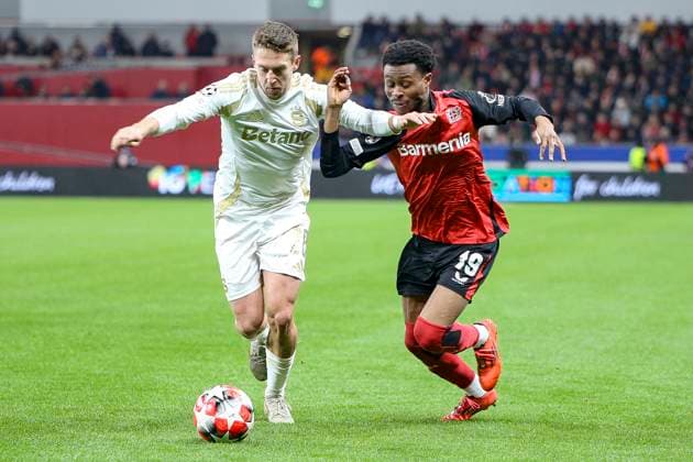 Leverkusen, Germany, 29 01 25 Tomas Wiesner AC Sparta Praha and Nathan Tella Bayer 04 Leverkusen fighting for the ball during the Champions League group stage match between Bayer 04 Leverkusen and Sparta Prag at BayArena Leverkusen BayArena North Rhine Westphalia Germany Copyright: xBrauer-Fotoagenturx xAdrianxSchlx