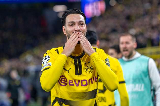 29 01 2025, Borussia Dortmund Shakhtar Donetsk, UEFA Champions League, Matchday 8 Dortmunds Ramy Bensebaini celebrates after his goal for 3 1 IMPORTANT NOTE In accordance with UEFA regulations, it is prohibited to use or have used photographs taken in the stadium and or of the match in the form of sequential images and or video-like photo series Copyright: xDavidxInderliedx