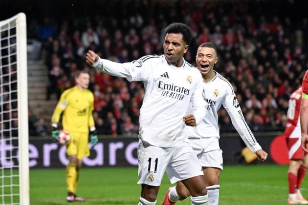 FOOTBALL : Brest vs Real Madrid - Ligue des Champions - 29 01 2025 Rodrygo ( 11 - Real Madrid ) celebrates after scoring during the UEFA Champions League match between Stade Brestois 29 and Real Madrid CF at Stade de Roudourou on January 29 , 2025 in Guingamp, France. ( Photo by Dante Badano PsnewZ ) - GuingampFrance  Copyright: xDantexBadanox