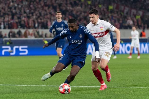 v li Willian Pacho Paris Saint Germain, 51 , Fabian Rieder VfB Stuttgart, 32 GER, VfB Stuttgart vs Paris Saint Germain, Football, Men, UEFA Champions League, Matchday 8, Season 2024 2025, 29 01 2025, GER, VfB Stuttgart vs Paris Saint Germain, Football, Men, UEFA Champions League, Matchday 8, Season 2024 2025, 29 01 2025 Stuttgart Copyright: xEibner-Pressefoto WolfgangxFrankx EP_WFK