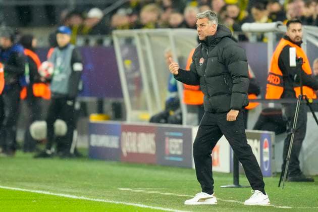 Coach Marino Pusic Shakhtar Donetsk gestures during the UEFA Champions League 2024 25 League Phase MD8 match between Borussia Dortmund and FC Shakhtar Donetsk at Signal Iduna Park on January 29, 2025 in Dortmund, Germany Photo by Alex Gottschalk DeFodi Images Defodi 001 20250129 1320669 Defodi-001