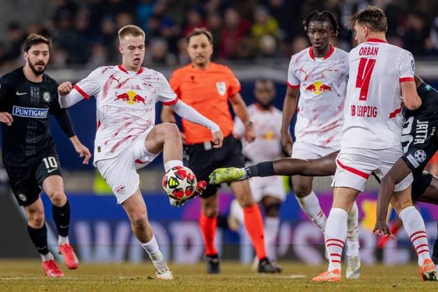 SOCCER - UEFA CL, Sturm vs RB Leipzig KLAGENFURT,AUSTRIA,29.JAN.25 - SOCCER - UEFA Champions League, SK Sturm Graz vs RasenBallsport Leipzig. Image shows Otar Kiteishvili (Sturm), Arthur Vermeeren, Willi Orban (RB Leipzig) and Seedyahmed Jatta (Sturm).  GEPAxpictures xMatthiasxTrinkl