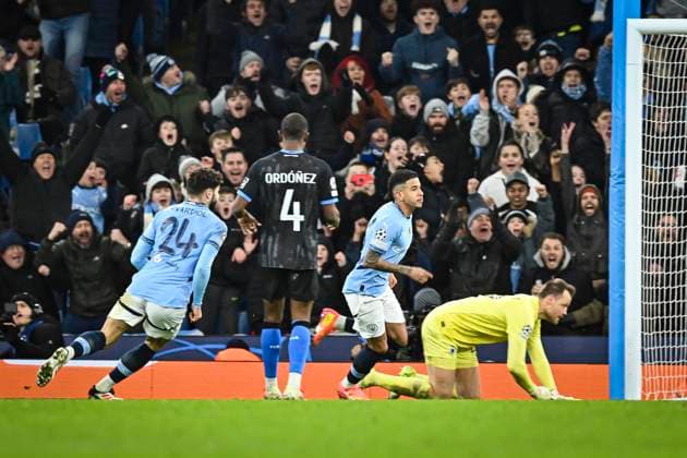 29th January 2025; Etihad Stadium, Manchester, England; UEFA Champions League Football, Manchester City versus Club Brugge; Savinho of Manchester City scores in the 77th minute for 3-1  ActionPlus12745123 GodfreyxPitt