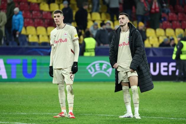 SOCCER - UEFA CL, RBS vs Atletico SALZBURG,AUSTRIA,29.JAN.25 - SOCCER - UEFA Champions League, Red Bull Salzburg vs Atletico Madrid. Image shows Petar Ratkov and Aleksa Terzic (RBS).  GEPAxpictures xDavidxGeieregger