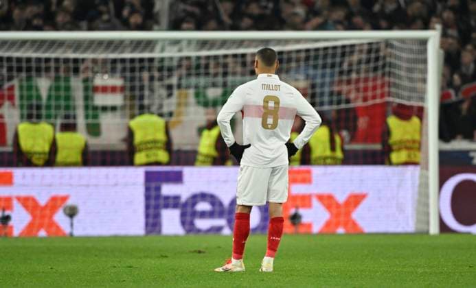 Enzo Millot VfB Stuttgart 08 disappointed Champions League VfB Stuttgart vs Paris St Germain PSG 29 01 2025 DFL REGULATIONS PROHIBIT ANY USE OF PHOTOGRAPHS AS IMAGE SEQUENCES AND OR QUASI VIDEO Champions League VfB Stuttgart vs Paris St Germain PSG