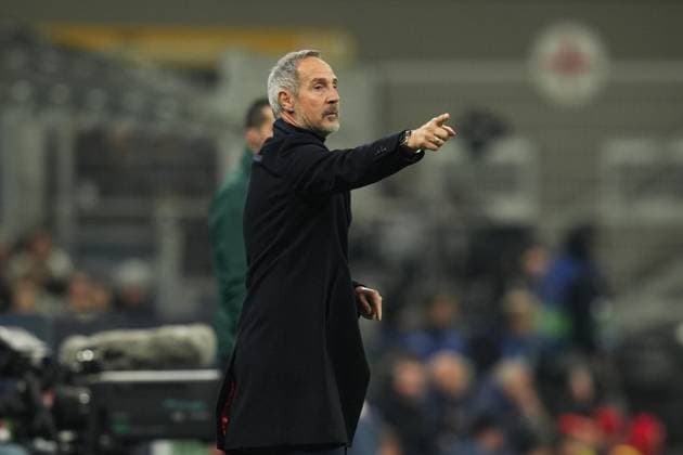 Monaco& x2019;s head coach Adi Huetter shouts instructions to his players during the Uefa Champions League 2024 2025 soccer match between Inter and Monaco at San Siro Stadium - Soccer - Milan, Italy - Wednesday January 29, 2025  Copyright: xMassimoxPaolone LaPressex
