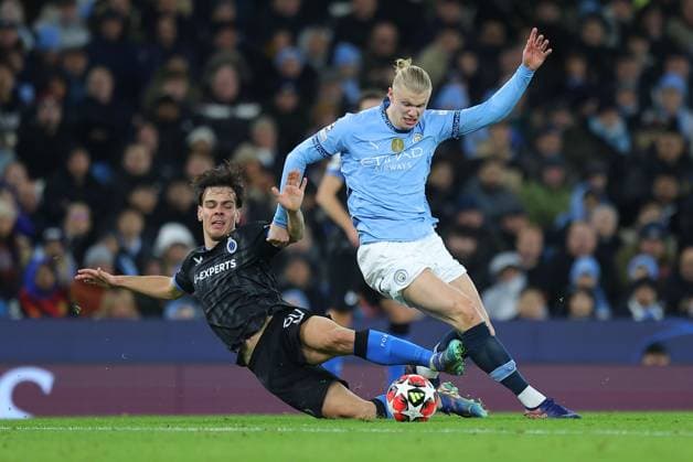 Erling Haaland of Manchester City and Ardon Jashari of Club Brugge Manchester City v Club Brugge, UEFA Champions League, Group Stage, Football, Etihad Stadium, Manchester, UK - 29 Jan 2025 EDITORIAL USE ONLY No use with unauthorised audio, video, data, fixture lists, club league logos or live services. Online in-match use limited to 120 images, no video emulation. No use in betting, games or single club league player publications. Copyright: xShutterstockx 15123154by