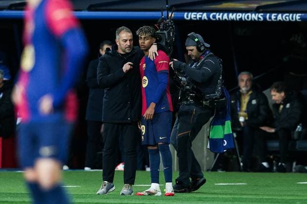 Hansi Flick FC Barcelona Lamine Yamal FC Barcelona during the UEFA Champions League 2024 25 League Phase MD8 match between FC Barcelona and Atalanta BC at Estadi Olimpic Lluis Companys on January 29, 2025 in Barcelona, Spain Photo by Xavi Bonilla DeFodi Images Defodi 674 20250129 XB3 2700 Defodi-674