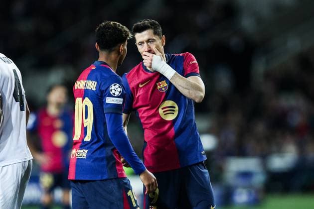 Robert Lewandowski FC Barcelona Lamine Yamal FC Barcelona during the UEFA Champions League 2024 25 League Phase MD8 match between FC Barcelona and Atalanta BC at Estadi Olimpic Lluis Companys on January 29, 2025 in Barcelona, Spain Photo by Xavi Bonilla DeFodi Images Defodi 674 20250129 XB3 1965 Defodi-674
