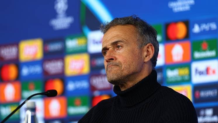 29 01 2025 Stuttgart , Champions League Football VfB Stuttgart vs Paris St Germain, Coach Luis Enrique PSG In accordance with the regulations of the DFL German Football League, it is prohibited to use or have used photographs taken in the stadium and or of the match in the form of sequential images and or video-like photo series