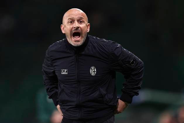 Vincenzo Italiano Coach (Bologna) during the Uefa Champions League match between Sporting CP Lisboa 1-1 Bologna FC at Estdio Jos Alvalade on January 29, 2025 in Lisboa, Italy. Noxthirdxpartyxsales  (280021417)