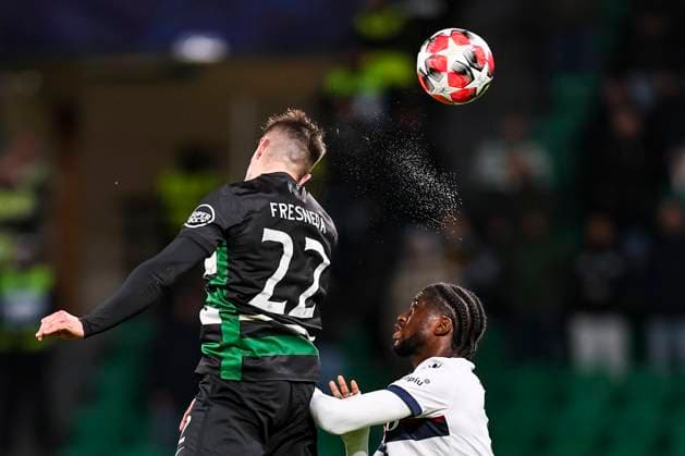 Samuel Iling-Junior (Bologna) Ivan Fresneda (Sporting CP Lisboa) during the Uefa Champions League match between Sporting CP Lisboa 1-1 Bologna FC at Estdio Jos Alvalade on January 29, 2025 in Lisboa, Italy. Noxthirdxpartyxsales  (280021421)