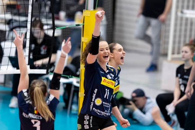 1 Volleyball Bundesliga Women Schwarz Weiss Erfurt vs VfB Suhl LOTTO Thüringen Erfurt 29 01 2025 Laura Berger 11 VfB Suhl LOTTO Thüringen 1 Volleyball Bundesliga Women Schwarz Weiss Erfurt vs VfB Suhl LOTTO Thüringen Riethsporthalle Erfurt 29 01 2025 Copyright: xBEAUTIFULxSPORTS Duehringx