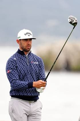 PEBBLE BEACH, CA - JANUARY 29: PGA, Golf Herren golfer Erik van Rooyen plays his tee shot on the 18th hole during practice for the AT&T Pebble Beach Pro AM on January 29, 2025, at Pebble Beach Golf Links in Pebble Beach, California. (Photo by Brian Spurlock Icon Sportswire) GOLF: JAN 29 PGA AT&T Pebble Beach Pro-Am EDITORIAL USE ONLY Icon25012950