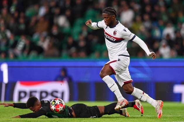 Samuel Iling-Junior (Bologna) Geny Catamo (Sporting CP Lisboa) during the Uefa Champions League match between Sporting CP Lisboa 1-1 Bologna FC at Estdio Jos Alvalade on January 29, 2025 in Lisboa, Italy. Noxthirdxpartyxsales  (280021495)