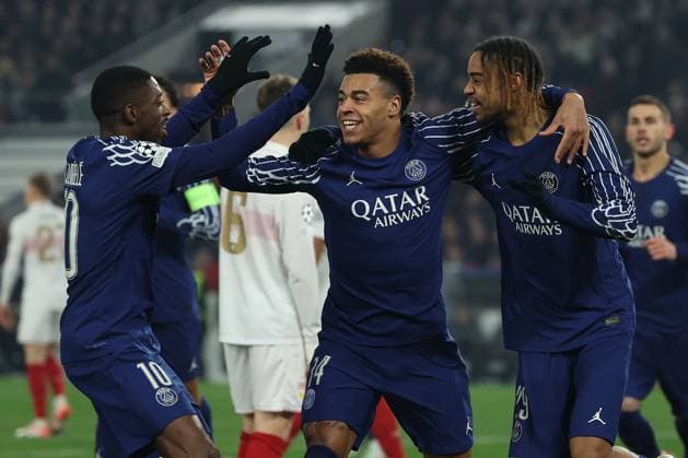 Stuttgart 29 January 2025 Uefa Champions League phase 2024 25 Matchday 8, VFB Stuttgart Paris Saint Germain v l , Ousmane Dembele Paris Saint Germain , DÃ sirÃ DouÃ Paris Saint Germain , Bradley Barcola Paris Saint Germain , Torjubel, Goal celebration, celebrate the goal Copyright: JoaquimxFerreira