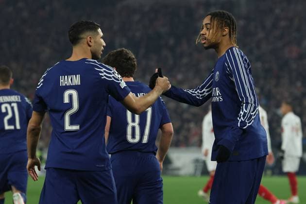 Stuttgart 29. January 2025 Uefa Champions League phase 2024 25 Matchday 8, VFB Stuttgart - Paris Saint Germain v.l., Achraf Hakimi (Paris Saint-Germain), Bradley Barcola (Paris Saint-Germain), Torjubel, Goal celebration, celebrate the goal Copyright: JoaquimxFerreira