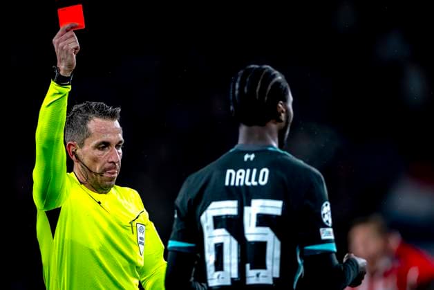 Referee Tobias Stieler gives Liverpool FC defender Amaro Nallo a red card during the match PSV Liverpool at the Philips stadium for the Champions League League phase Matchday 8 season 2024 2025 in EINDHOVEN, Netherlands on 29 january 2025, photo by Marcel van Dorst EYE4images DeFodi Images Defodi 746 211831 Defodi-746