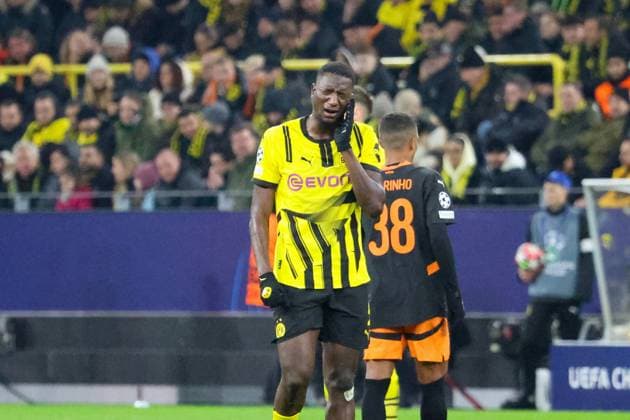 Dortmund, Deutschland 29. Januar 2025: Champions League - 2024 2025 - Borussia Dortmund vs. Schachtar Donezk Im Bild: Serhou Guirassy (BVB) nach einem Foul verletzt Signal Iduna Park Nordrhein Westfalen Copyright: xFotostandx xFantinix