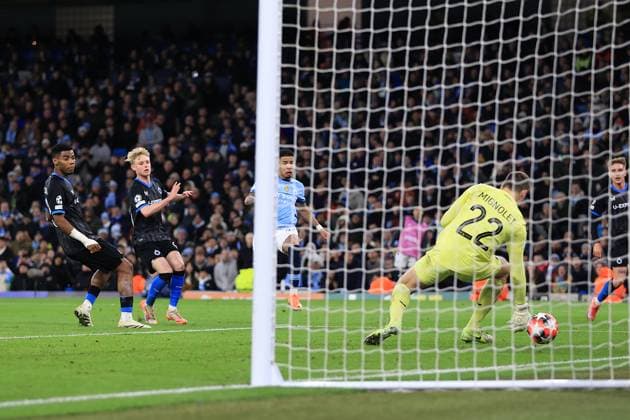 Fußball UEFA-Champions-League-Phase Manchester City gegen Club Brugge 29. Januar 2025 UEFA-Champions-League-Phase Manchester City gegen Club Brugge Savinho von Manchester City erzielt das 3. Tor Foto Simon Stacpoole Abseits Manchester UK  Copyright: xSimonxStacpoolexOffside