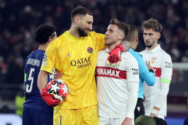 29 01 25 VfB Stuttgart Paris St Germain Germany, Stuttgart, 29 01 2025, Football, UEFA Champions League, VfB Stuttgart Paris St Germain v l Gianluigi Donnaruma Paris St Germain , Ermedin Demirovic VfB Stuttgart