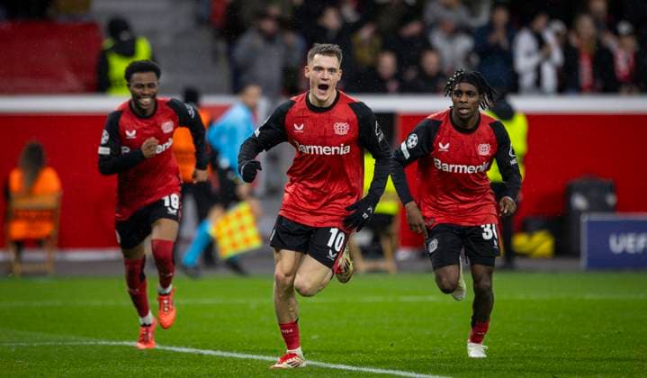Leverkusen, Germany 29th Jan 2025 Goal celebration Florian Wirtz LEV Jeremie Frimpong LEV Bayer Leverkusen Sparta Prague 29 01 2025