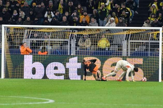 Marlon Gomes Shakhtar Donetsk 30 scores the goal for 2 1 29 01 2025 Soccer, Champions League, Borussia Dortmund vs Shakhtar Donetsk, Signal Iduna Park, Dortmund, Copyright: xpepphotox xSaschaxWeizx pep00321, pep_20250129_hm_2370