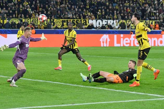 Ramy Bensebaini Dortmund 5 scores the goal for 3 1 29 01 2025 Soccer, Champions League, Borussia Dortmund vs Shakhtar Donetsk, Signal Iduna Park, Dortmund, Copyright: xpepphotox xSaschaxWeizx pep00321, pep_20250129_hm_2643