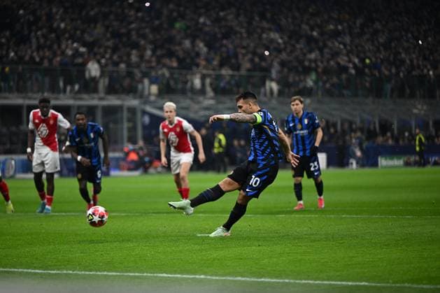 CALCIO - UEFA Champions League - Inter - FC Internazionale vs AS Monaco Lautaro Martinez of FC Internazionale scores a penalty during the UEFA Champions League stage match Phase MD8 between Inter FC Internazionale and AS Monaco, on 29 of Januari 2025, at Giuseppe Meazza San Siro Siro stadium in Milan, Italy Milan Italy  Copyright: xIPAxSport ABACAx